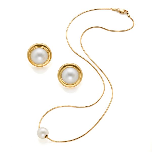 Pearl necklace and earrings