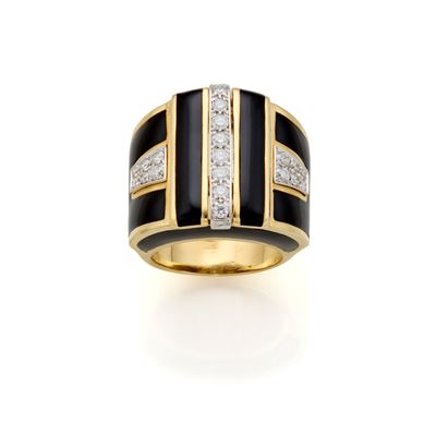Webb, Anello in oro giallo 18 Kt e platino con smalto nero e diamanti