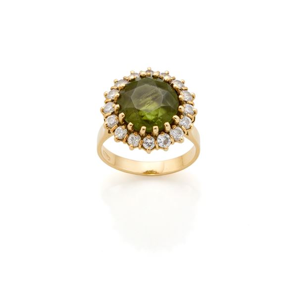 Gold ring with peridot and diamonds