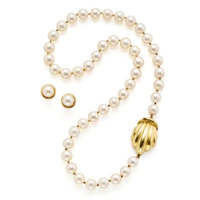 Demi Parure in Oro con Perle Composta da Orecchini e Collana