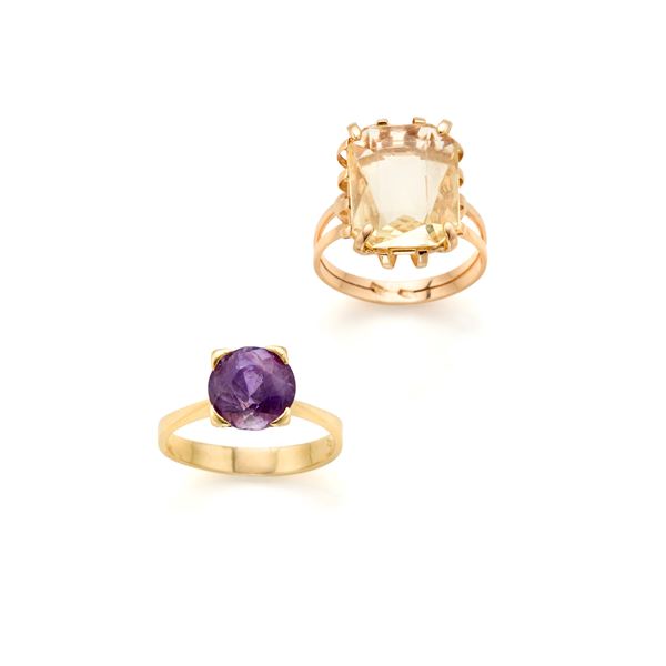 Two gold rings with quartz and amethyst