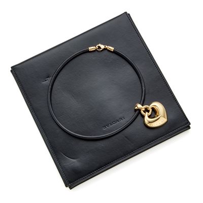Bulgari, Collana con pendente a cuore in oro giallo 18 Kt