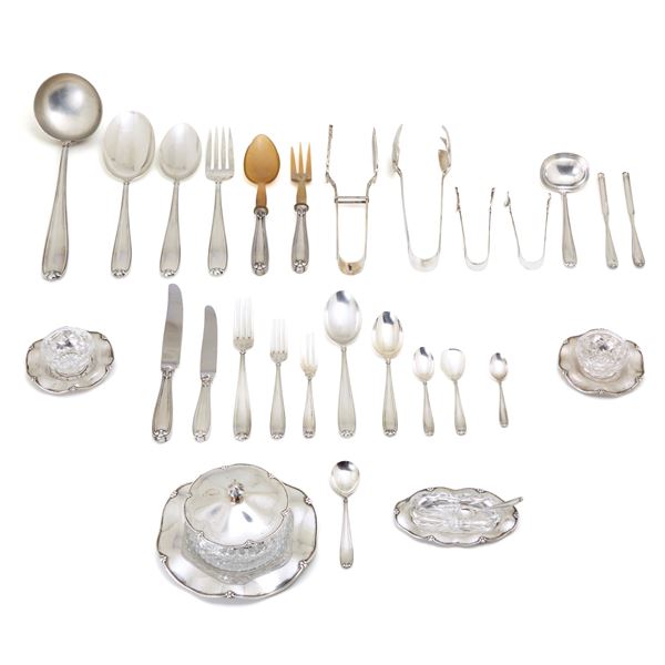 Silver cutlery service