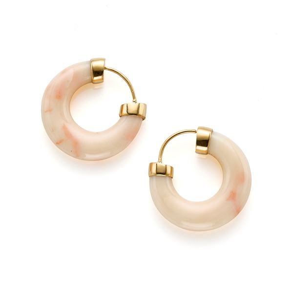Coral and gold earrings 