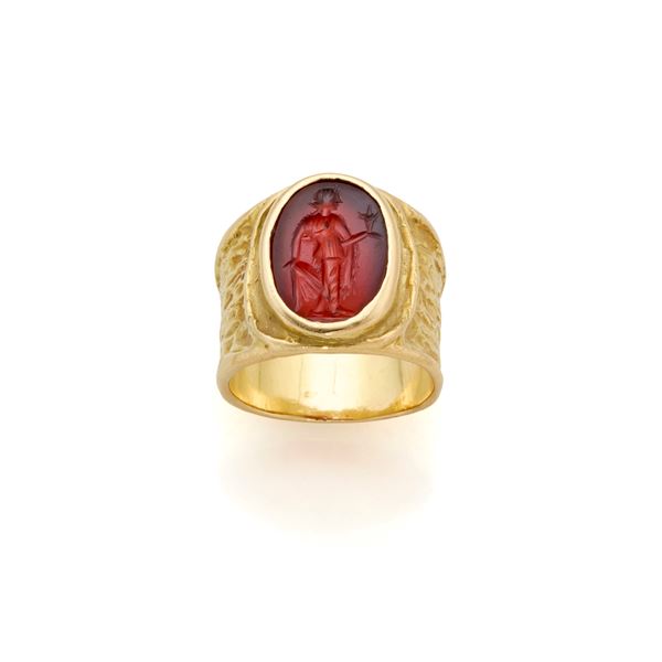 Gold ring with carnelian