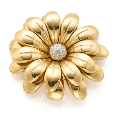 Spilla floreale in oro giallo e bianco 18 Kt con diamanti rotondi