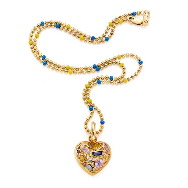 Collana in oro con pendente a cuore