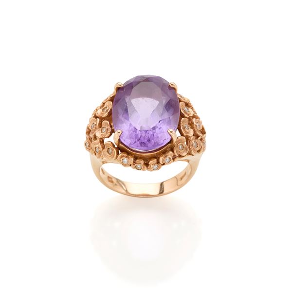 Gold ring with amethyst