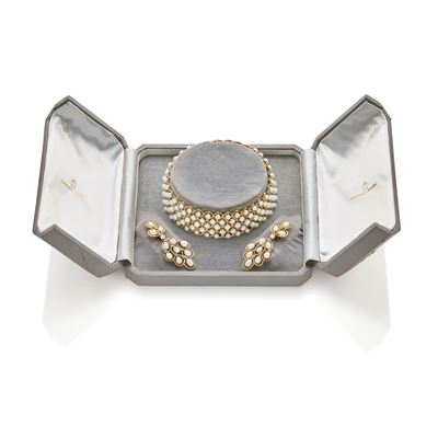 Gianmaria Buccellati, Demi parure in oro bianco e giallo 18 Kt con perle