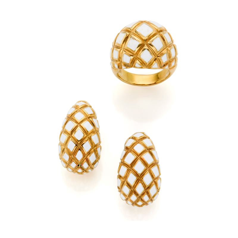 David Webb, Demi parure in oro giallo 18 Kt e smalto bianco