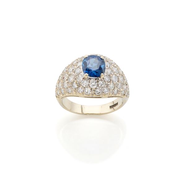 Missiaglia gold ring with sapphire and diamonds
