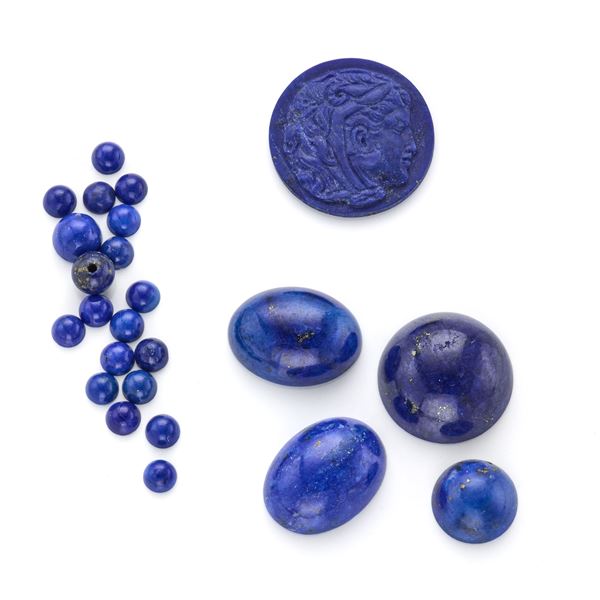 Lot of lapis lazuli