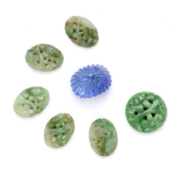 Lot of carved sapphire and jadeite