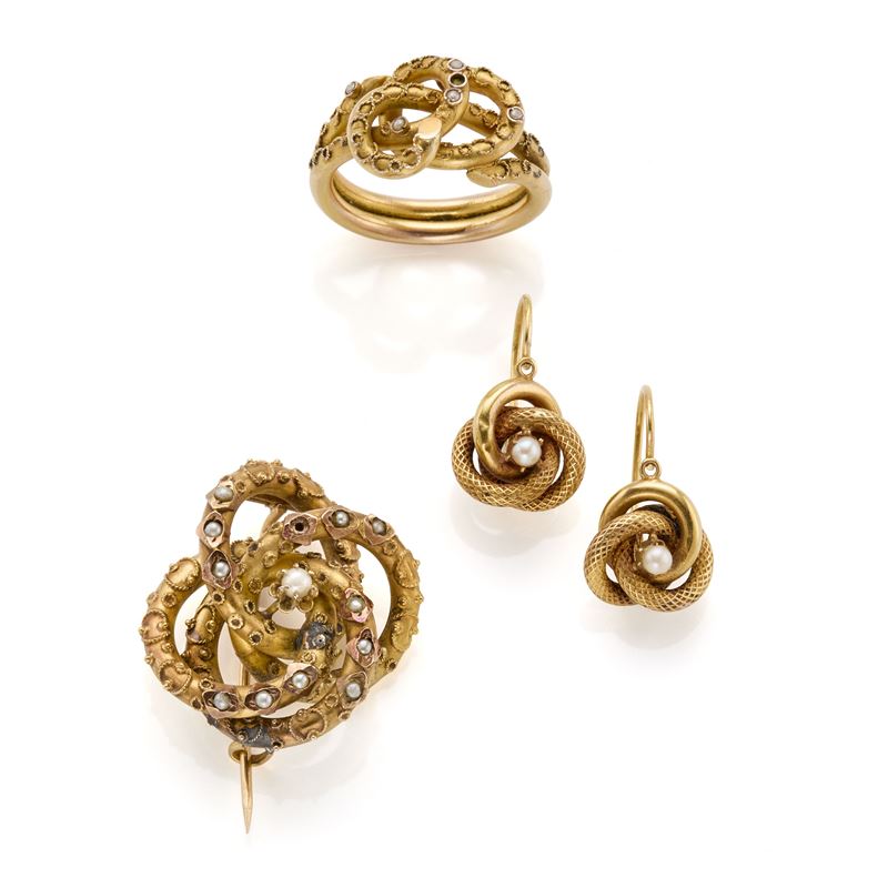 Demi parure in oro con microperle