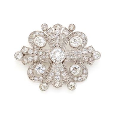 Spilla in oro bianco 18 Kt con diamanti taglio vecchio, circa 10,85 ct
