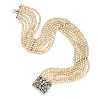 Collier di perle bianche coltivate con chiusura e distanziatori in oro bianco 18 Kt e diamanti