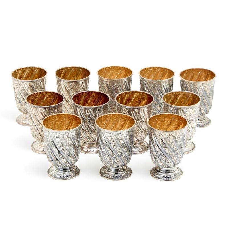 Dodici bicchieri in argento firmati Gianmaria Buccellati