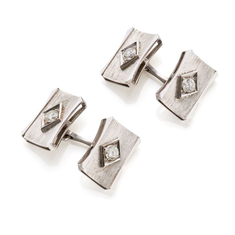 Gemelli in oro bianco 18 Kt con diamanti rotondi, circa 0,80 ct