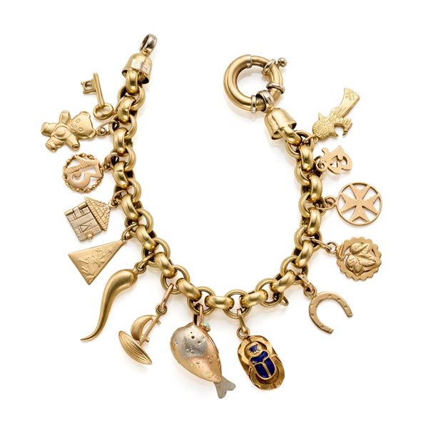 Bracciale con charms in oro