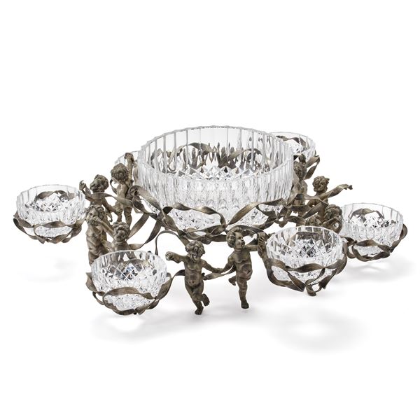 Silver centrepiece