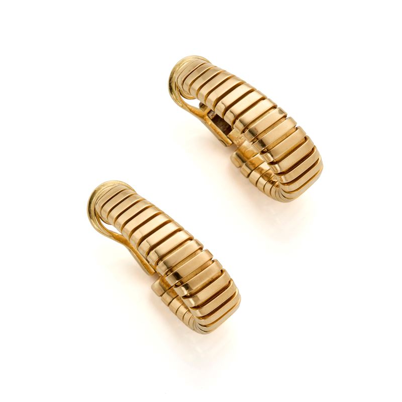Bulgari - Orecchini tubogas in oro giallo 18 Kt con punzone BVLGARI 750