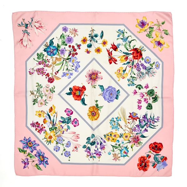 Foulard Gucci  - Asta LUXURY GOODS - Faraone Casa d'Aste