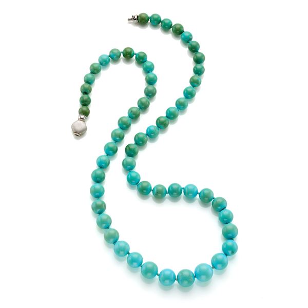 Turquoise necklace with gold clasp