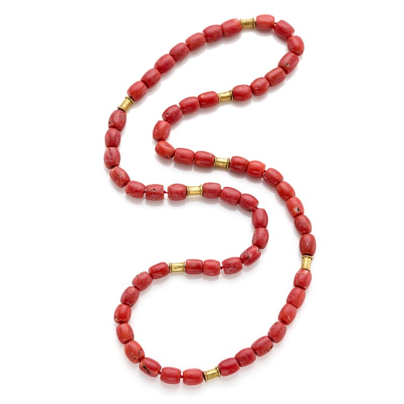 Collana in corallo e oro