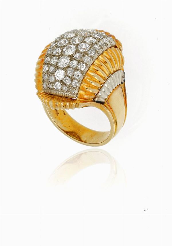 Anello oro giallo e diamanti