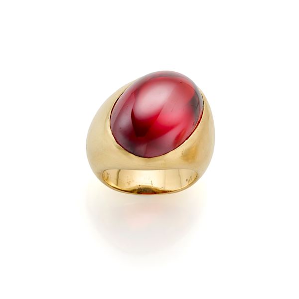 Anello Pomellato in oro con granato 