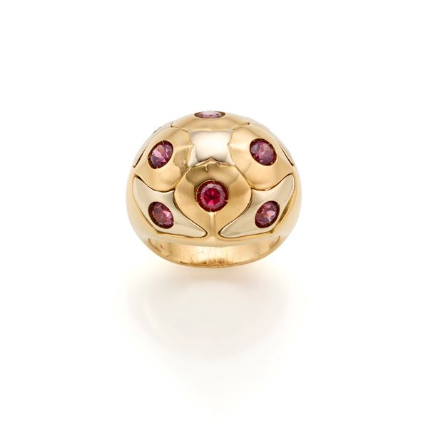 Anello Bulgari in oro con tormaline