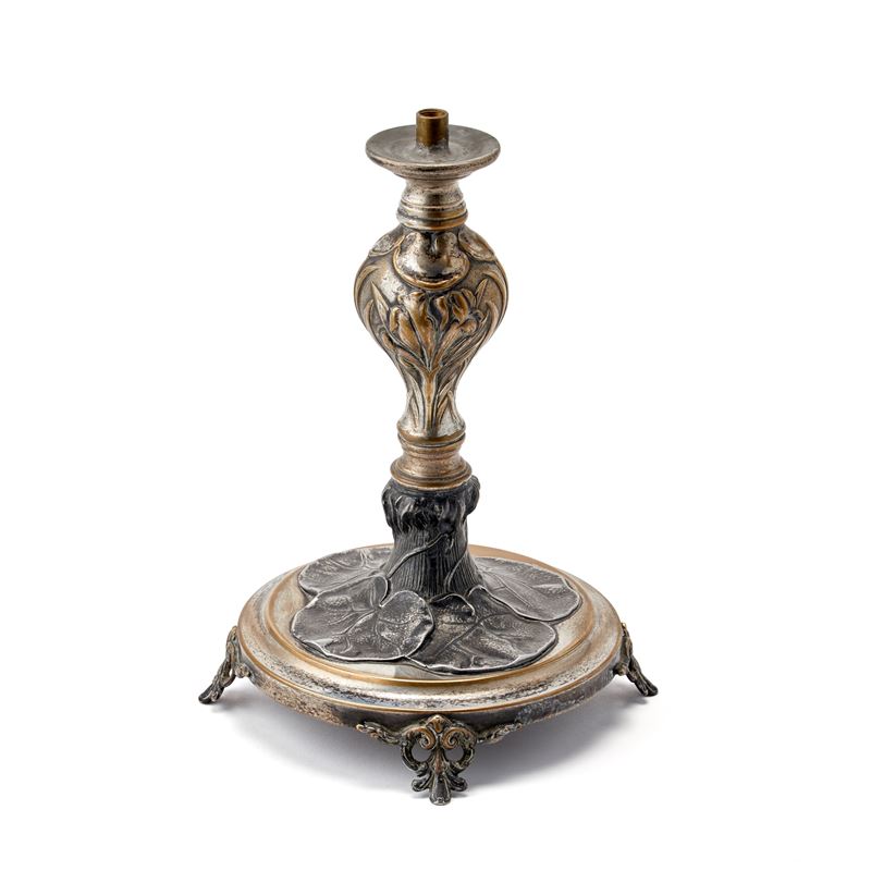 Base di lampada in metallo argentato