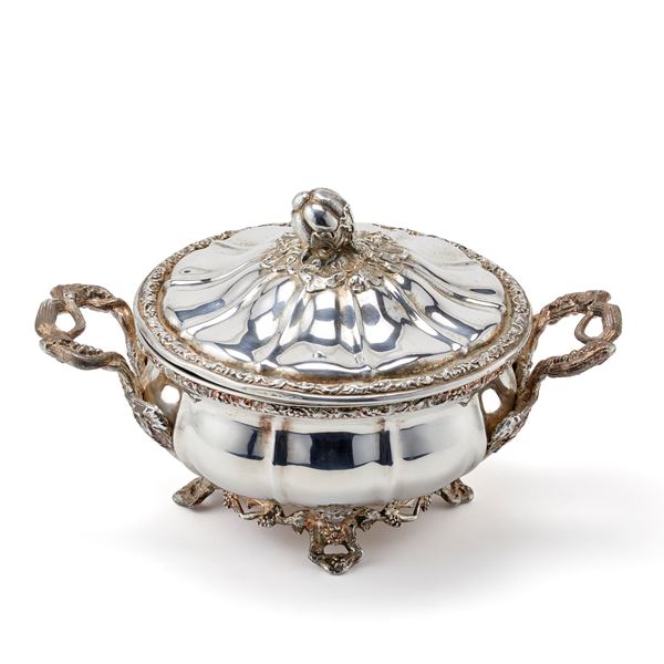 Silver-plated soup tureen