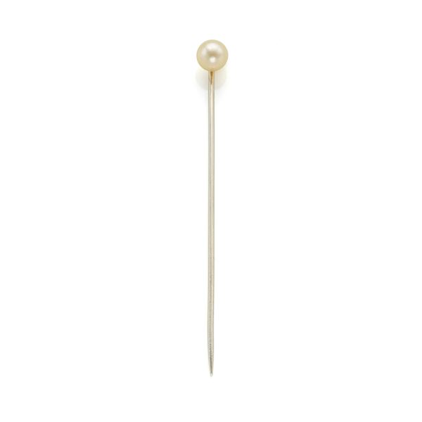 Spillone in oro con perla naturale