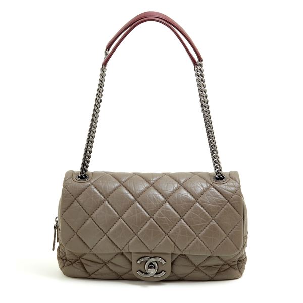 Chanel : Chanel Portobello   - Asta LUXURY GOODS - Faraone Casa d'Aste