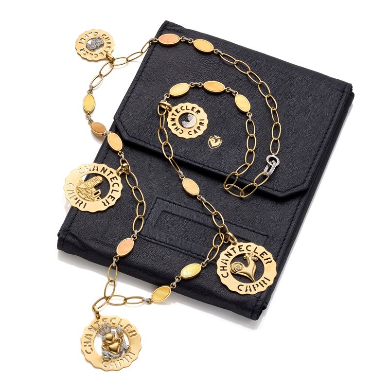 Collana Chantecler, oro giallo e bianco 18 kt con madreperla e diamanti rotondi (circa 0,50 ct)