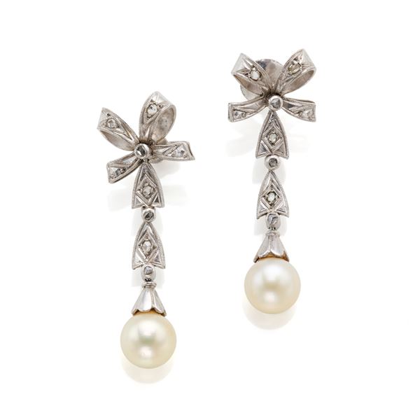 Silver pendant earrigns with diamonds and pearls