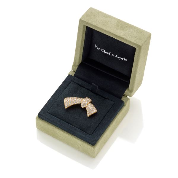 Spilla Van Cleef & Arpels in oro con diamanti
