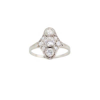 Anello, oro bianco 18 kt con diamanti rotondi (tot. ca. 0,70 ct)