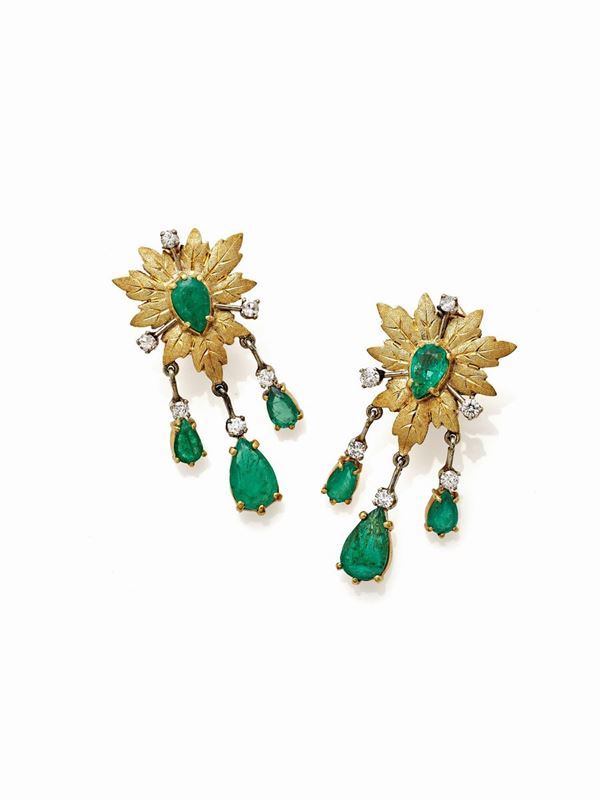 Orecchini in oro giallo e smeraldi  - Auction Gioielli e Orologi del XX Secolo - Faraone Casa d'Aste