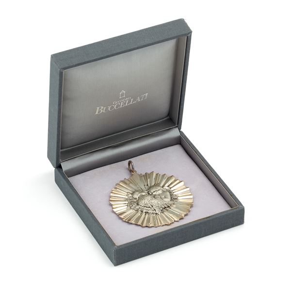 Sopraculla in argento firmata Buccellati