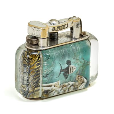 Dunhill, Accendino da tavolo “Aquarium” n. 737418 in metallo dorato