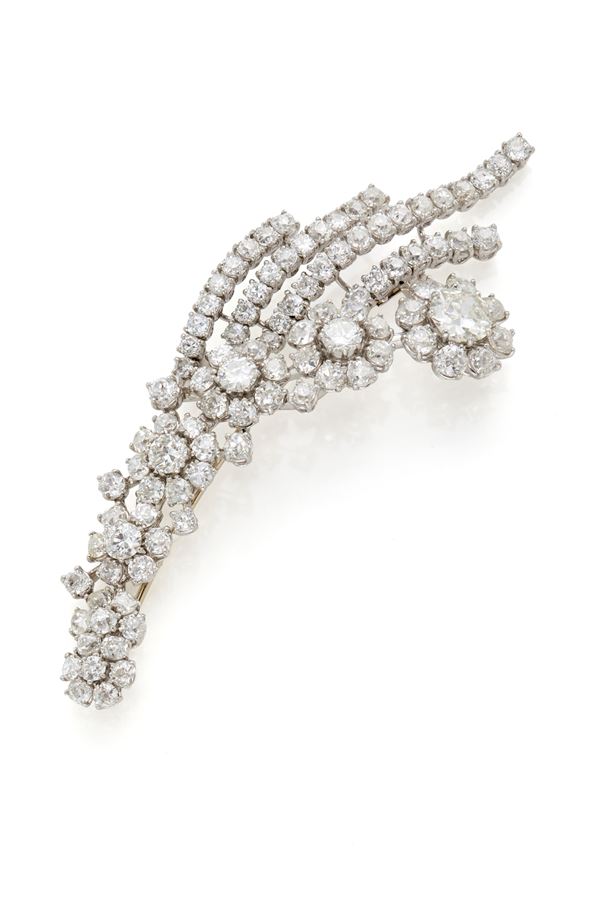 Spilla in platino con diamanti