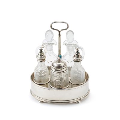 Set porta condimenti in argento con base ovale e cinque ampolle in vetro