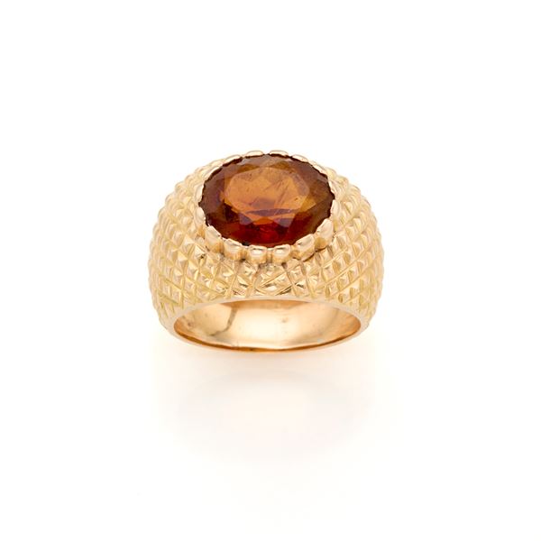 Gold ring with quartz  - Auction JEWELS AND WATCHES - Faraone Casa d'Aste