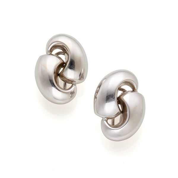 Gold earrings  - Auction JEWELS AND WATCHES - Faraone Casa d'Aste
