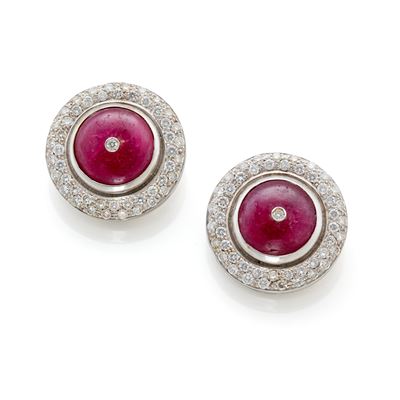 Orecchini, oro bianco 18 kt con rubini e diamanti