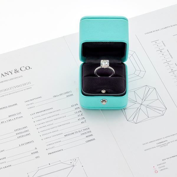 Tiffany &amp; Co platinum ring with diamond  - Auction Argenti, orologi e gioielli - Faraone Casa d'Aste