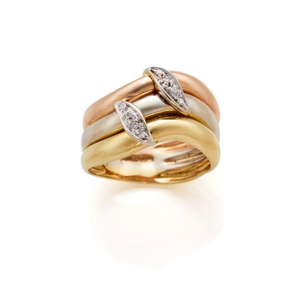 Gold ring with diamonds  - Auction JEWELRY AND WATCHES - Faraone Casa d'Aste