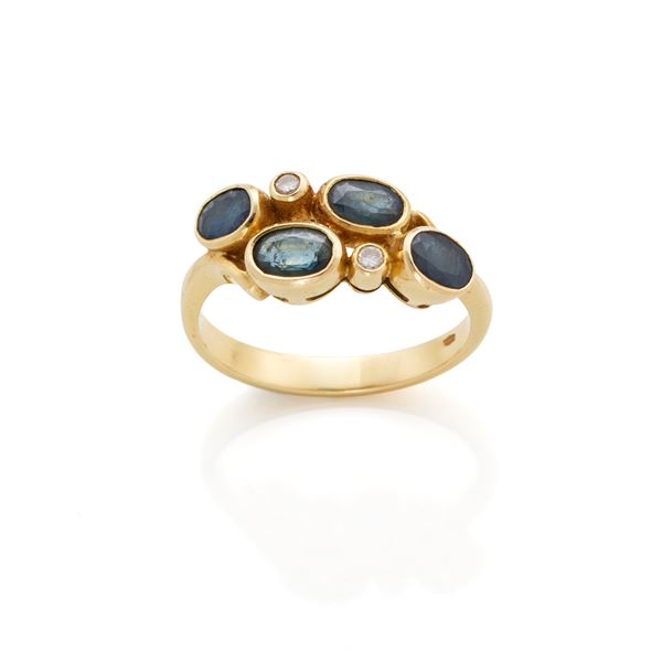 Gold ring with sapphires and diamonds  - Auction JEWELRY AND WATCHES - Faraone Casa d'Aste